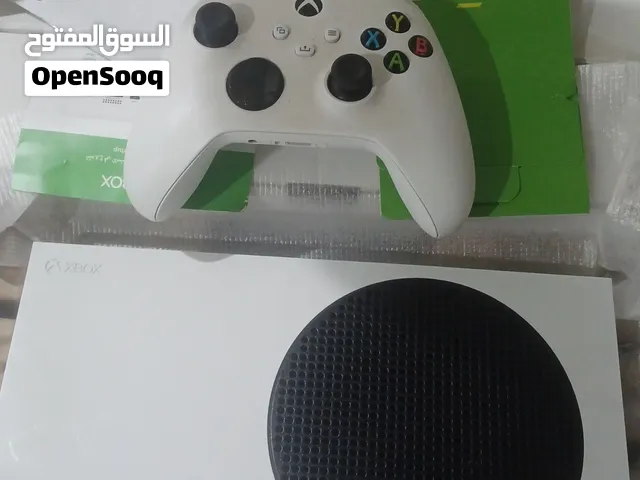 Xbox Series S نظيف مع الأغراض والكرتون + حساب فيه GTA 6 Ultimate Edition
