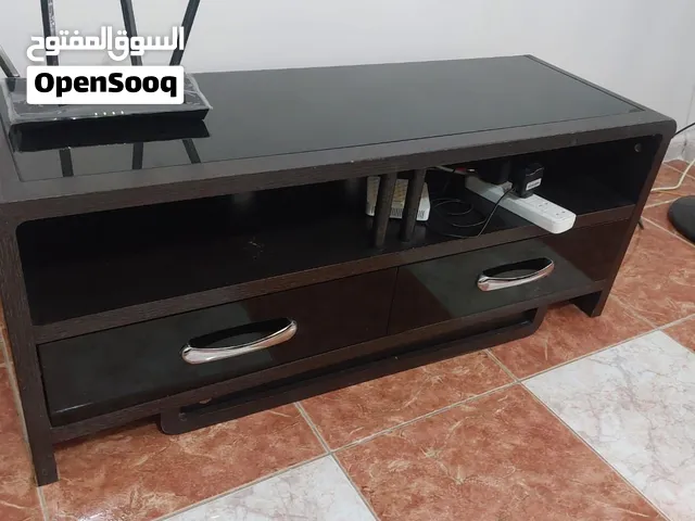 طاولة تلفزيون ثقيلة ومرتبة tv table luxury