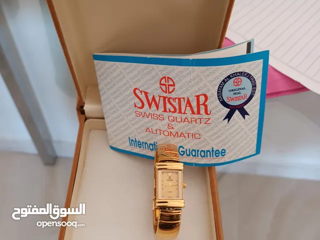 للبيع ساعة مطلية بالذهب عيار 21 نسائية و ساعة سويسرية اصلية رجالي ماركة عالمية مميزة  .