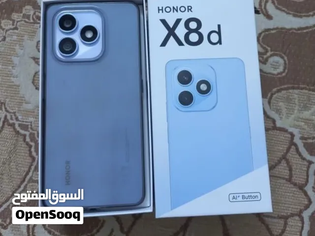 هونر x8d استخدام قليل نظافه 100%مع كافه ملحقاته لون سمائي رام 8+8ذاكره 256 مكفول من كلشي