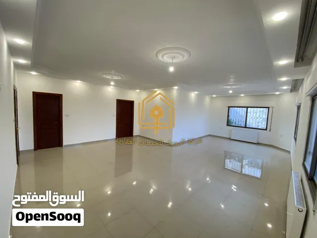شقة فارغة للإيجار السنوي في الرونق  6,000 دينار سنويًا  3 غرف نوم  كراج ومصعد