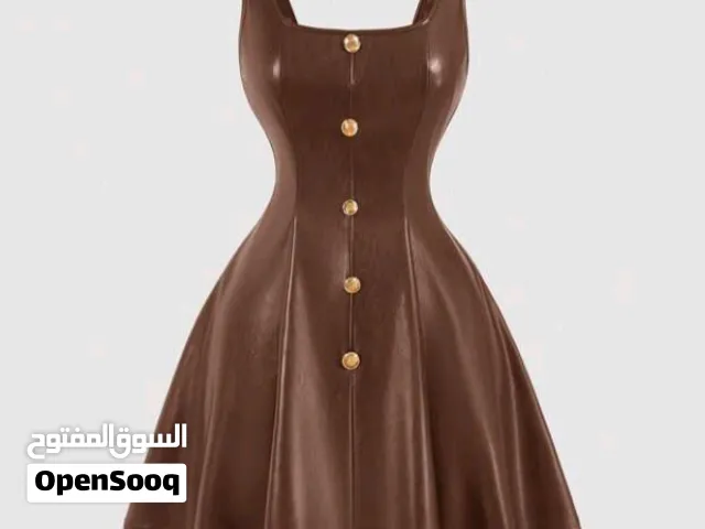 فساتين للبيع