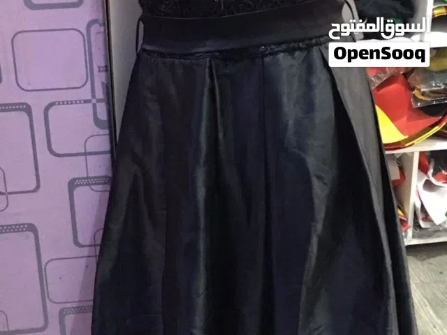 فساتين للبيع 11 فستان لبسة وحدة بسعر 45 كلهم والواحد ب 5