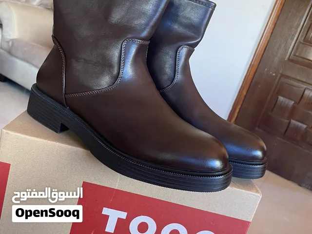 جزمه بني جلد اصلي.
