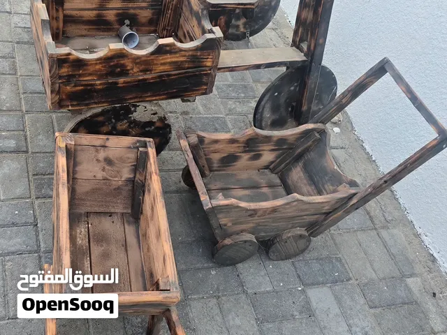 للبيع مزهريات مناسبه للزينه بحاله جيده