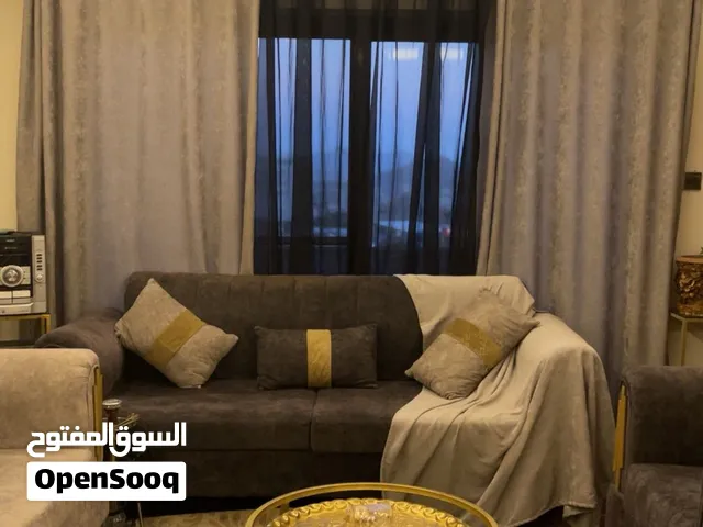 طقم كنب مودرن للبيع بسعر مغري
