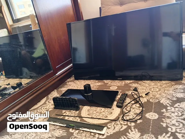 شاشة سامسونج مع مشغل فيديو 3D