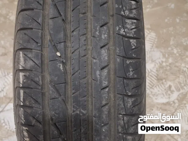 كاوتش مستعمل حالة جيدة عدد 4 كاوتش