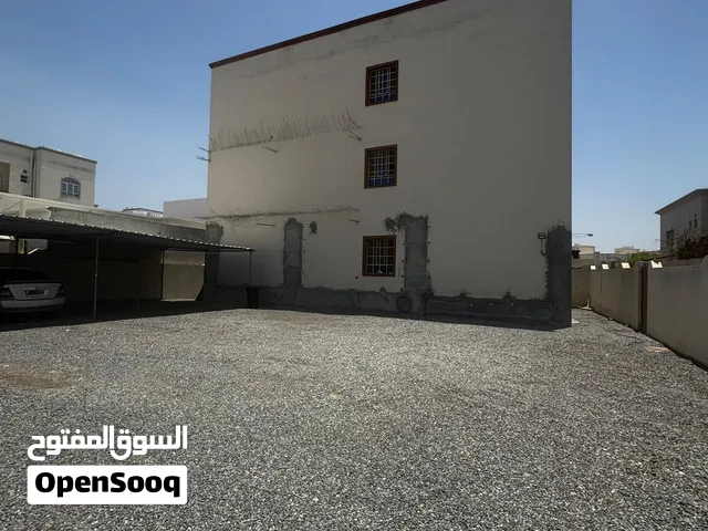 فرصة استثمارية مميزة للبيع في المعبيلة السابعة