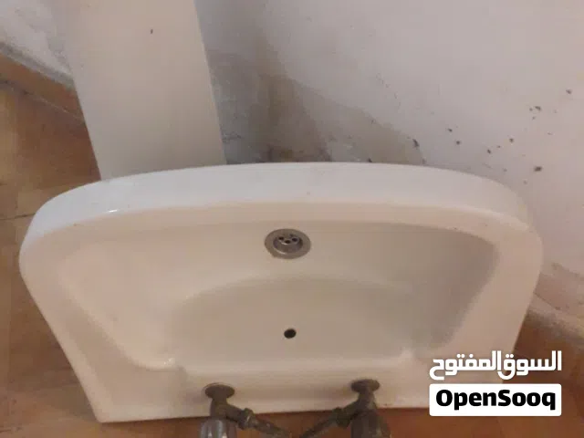 حوض حمام مستعمل