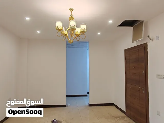 شقة للبيع في مجمع سعفة البصرة
