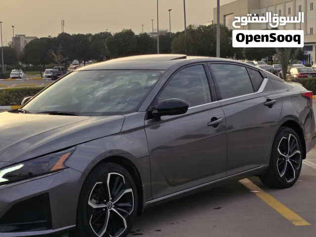 Nissan Altima SR+ plus full option 2023 AWD