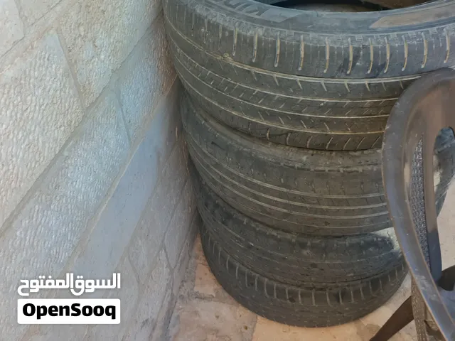 طقم إطارات مستعمل (4 فردات) نص عُمر . تسليكة حال بسعر. مناسب 215/55/17