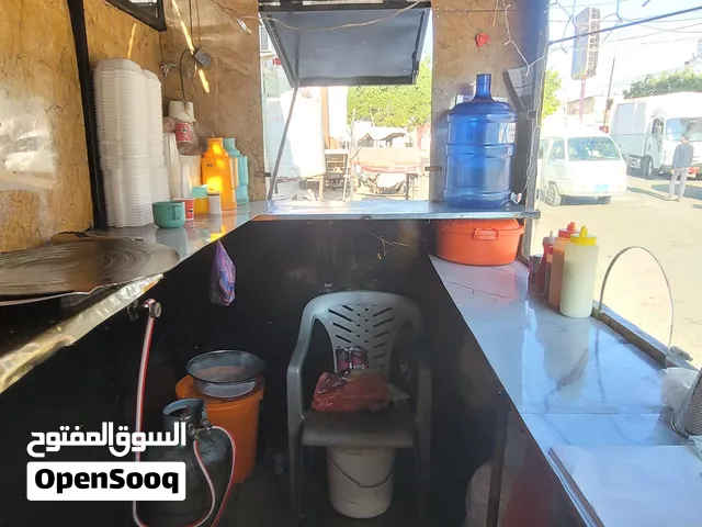 كشك وجبات سريعه بكامل معداته واحتياجاته