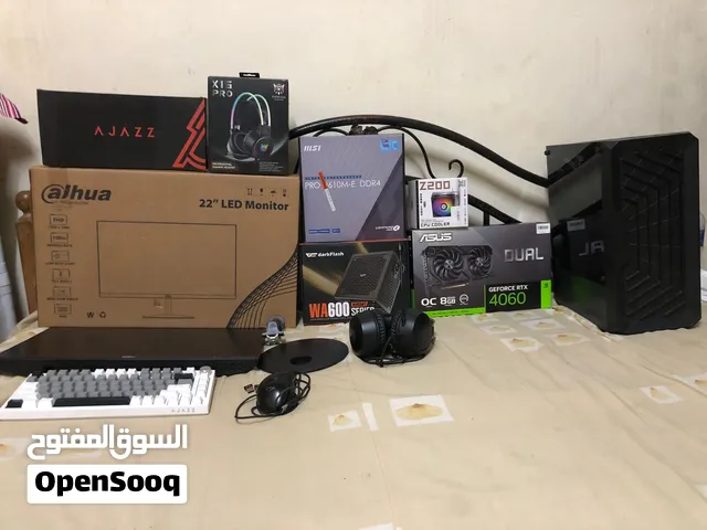 جهاز كمبيوتر gaming قوي بمواصفات مميزة مع شاشة وكامل الكراتين