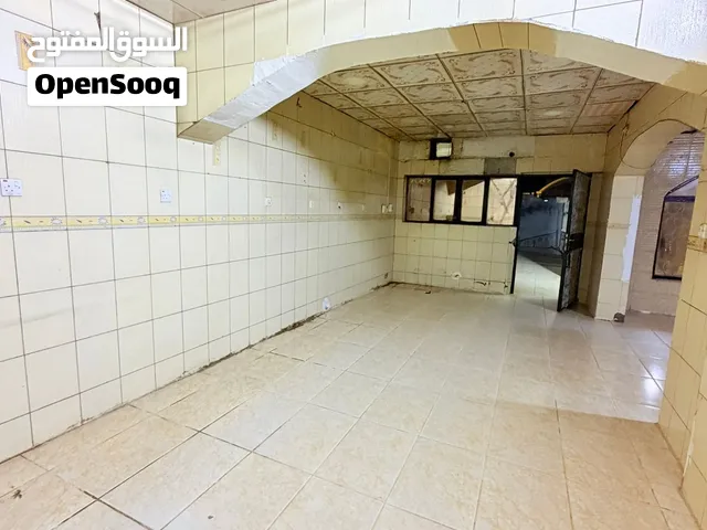دار للايجار طابقين (350) متر الموقع دور الضباط