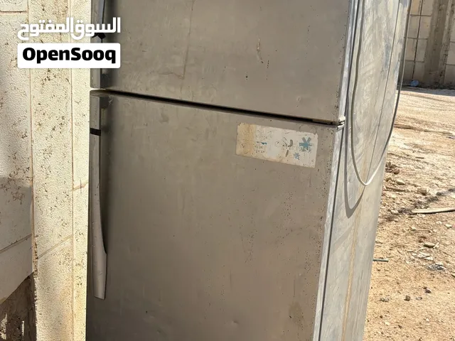 ثلاجة LG مستعملة ، سعة 350 لتر