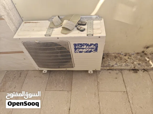 سبلت واحد طن ماركة كرافت للبيع مع بواري عنوان بغداد شعب