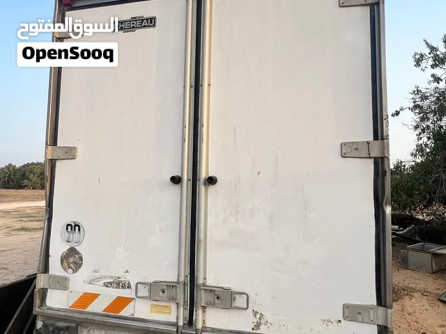 حافضه للبيع بدون محرك فها فتحة بسيطة من فوق