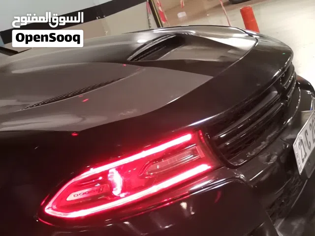جارجر 2015 اسود SXT