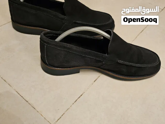 حذاء ايطالي شامواه قياس 42