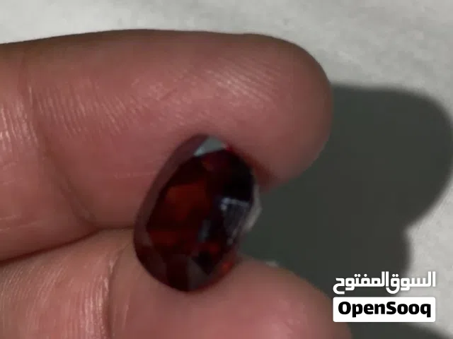 Garnet حجر فخم طبيعي مع شهادة غارنيت بيروب