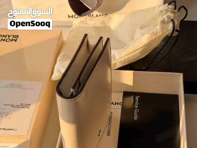محفظة مونت بلانك جديدة اصلية (Montblanc) باللون البيج الفاخر
