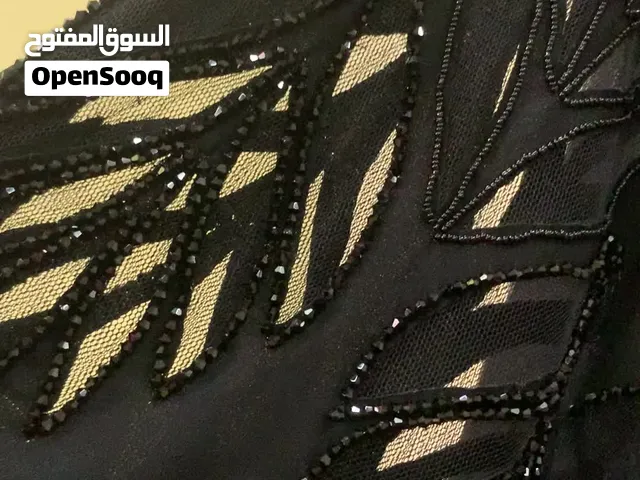 عباية فخمة للبيع