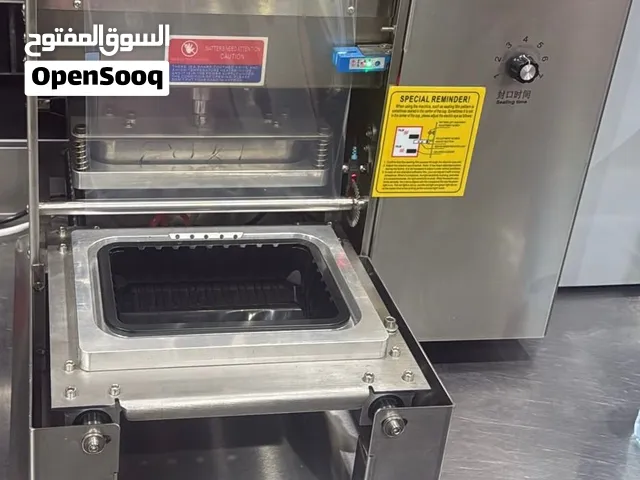 جهازين تغليف اوتوماتيكي مزود بأكسجين والاخر يدوي