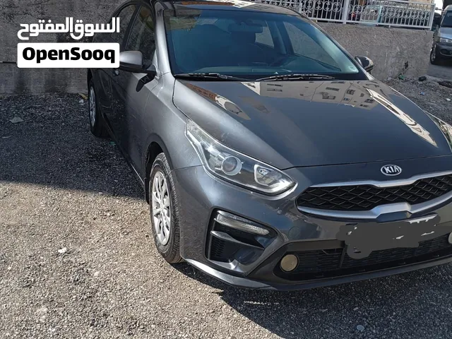 Sedan Kia in Amman
