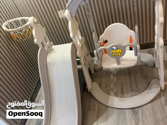 لعبة الأطفال المتعدده