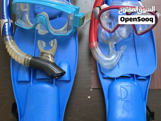 معدات غوص بحالة شبه جديدة