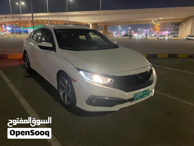 .. بشكل مستعجل للبيع هوندا سيفيك 2019 بحالة ممتازة جدا السعر قابل للتفاوض للجاد فقط