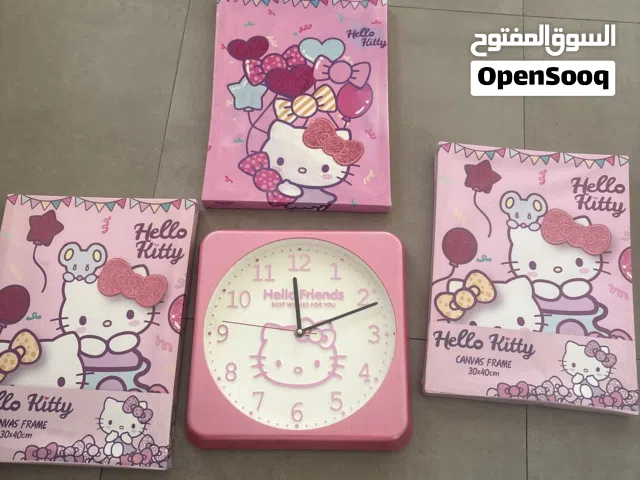 ساعة حائط و3 لوح جداريه