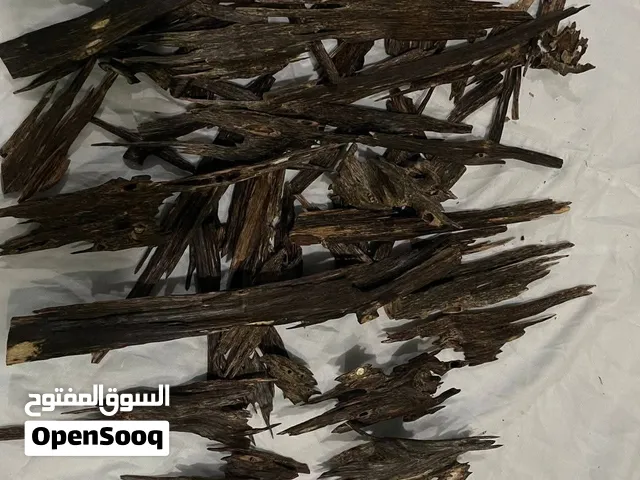 عود فاخر ممتاز للبيع
