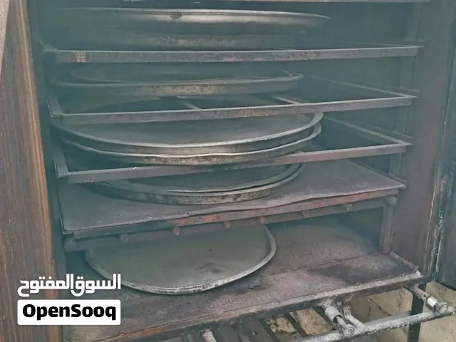 فرن مستعمل يناسب المناسبات الكبيره و شغل حلويات