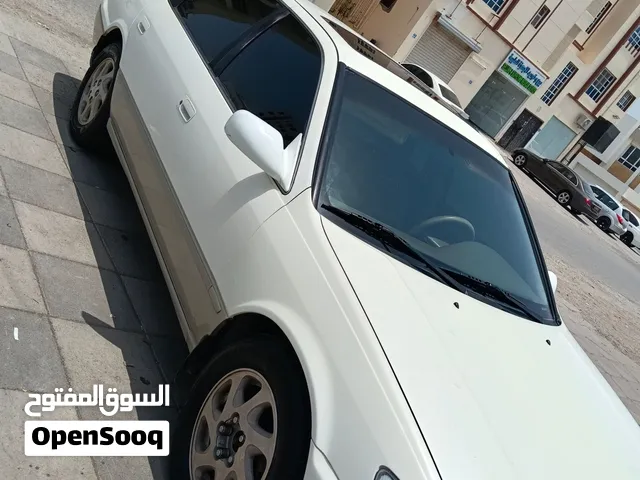 Camry 1999 model 4 cilynder  mulkiya 11month engine gear ac