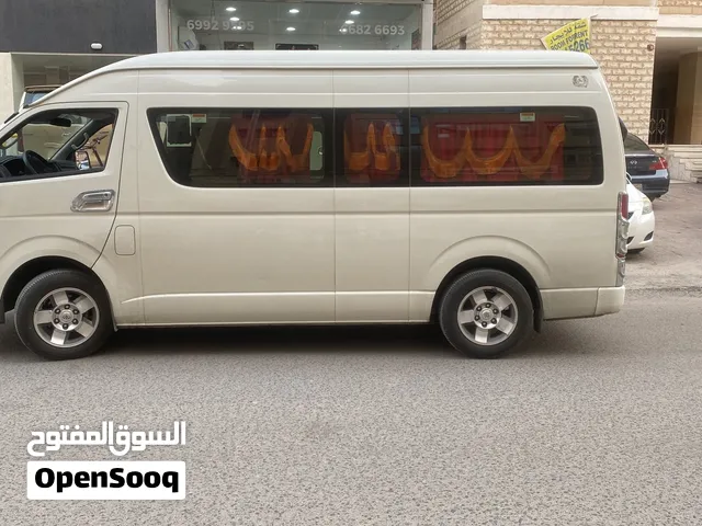 باص للايجار مع السائق