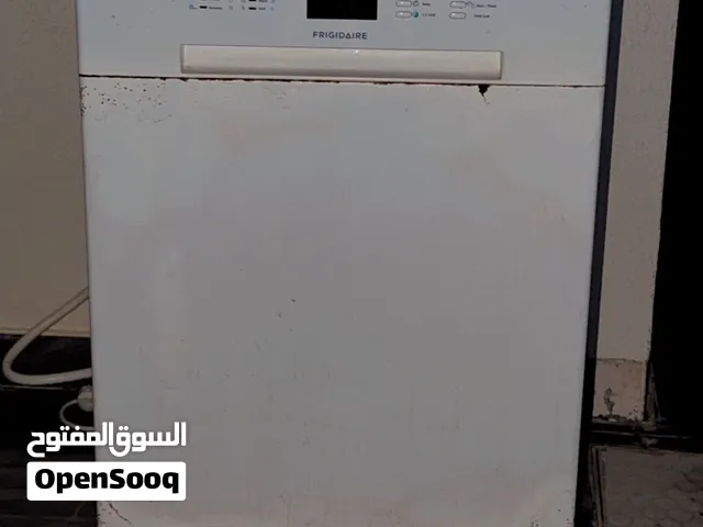 غساله ربي يبارك تخدم مفيهاش ولا عيب ربي يبارك عيبها الوحيد هوا مش عيب يعتبر فيها صديد ل موضح ف صوره