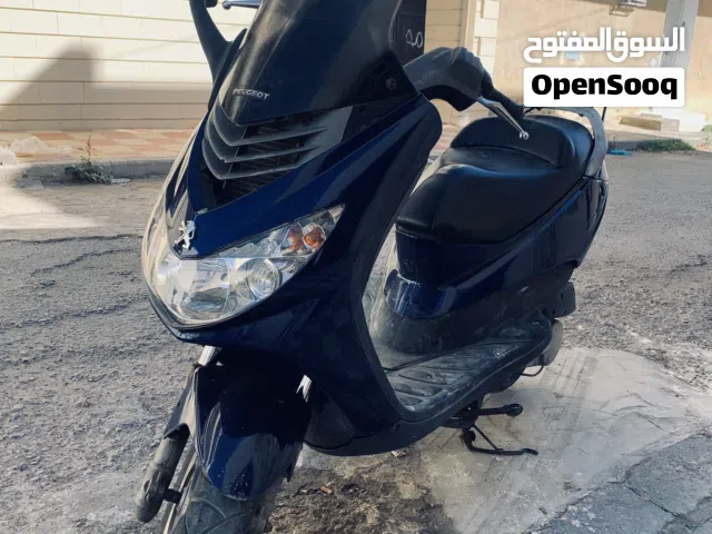 Scouter peugot 125 cc elyster abs