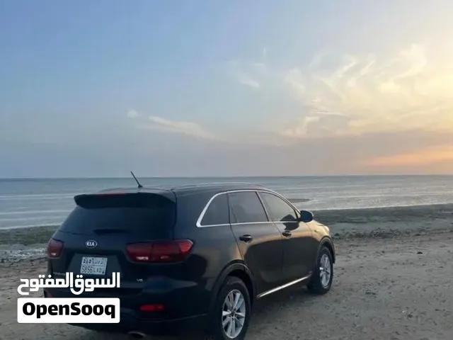 كيا سورينتو 2019 – V6 – دفع رباعي