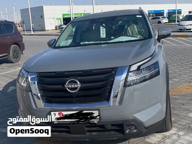 نيسان باتفندر