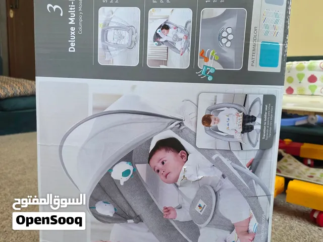 كرسي وسرير هزاز اطفال جديد غير مستعمل...ماركة ماستيلا...يعمل سواء كهرباء / بطاريات وسماعه بلوتوث