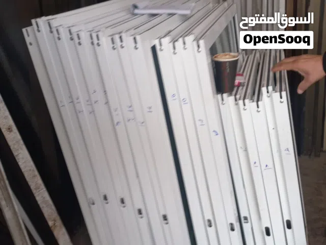 شبابيك المنيوم بحال الوكاله مستعمل جميع المقاسات وجميع الوان
