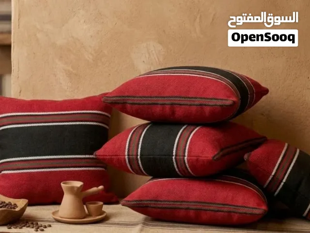 كوشينز 42سم*42سم قماش سدو ثقيل حشوة ألياف البوليستر هولو نقي 100٪ سعر القطعة 3 دنانير متوفر توصيل