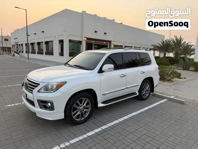 Lexus 570 2014