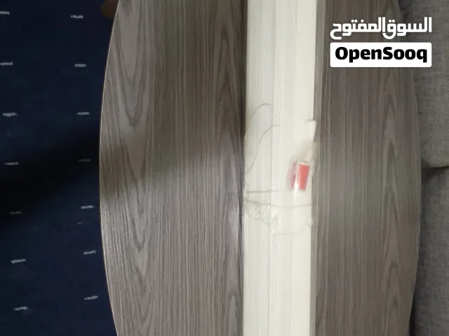برادي مكتب لون ابيض