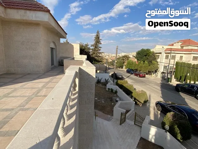 فيلا دوبلكس للبيع في عبدون 1050م أرض 675م بناء - مع إمكانية عمل مسبح 5*8 - بسعر الأرض