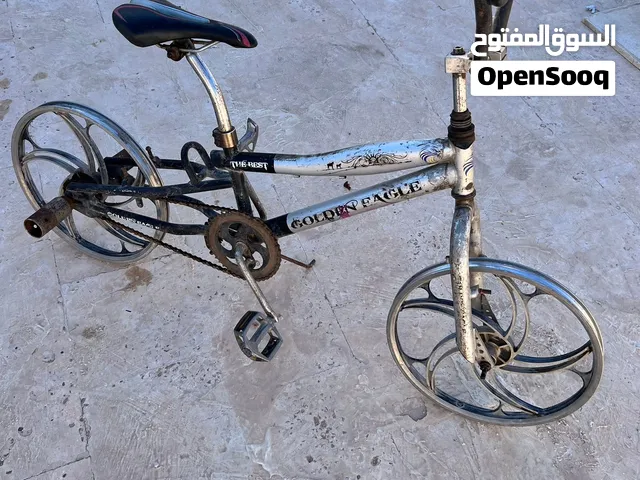 دراجه BMX رقمها 20 السعر ساااوم