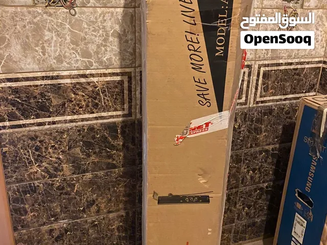 لوحة دش هيدرومساج (شاور بانيل) زجاج مقوي وارد امريكا جديدة